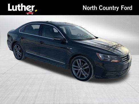 Used 2017 Volkswagen Passat 1.8T R-Line image 1