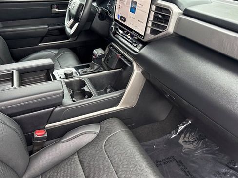Used 2023 Toyota Tundra Limited image 19