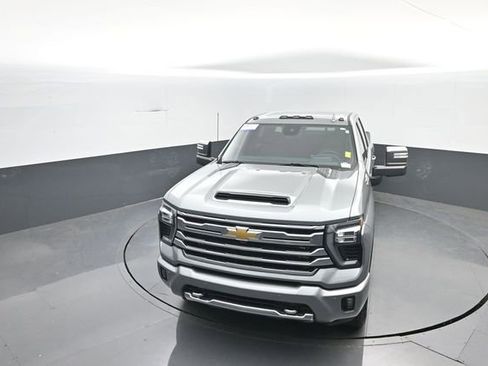 Used 2024 Chevrolet Silverado 2500 High Country w/ High Country Premium Package AWD/4WD image 30