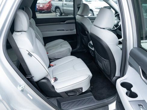 Used 2024 Hyundai Palisade SEL image 38