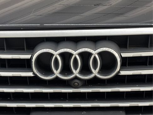 Used 2017 Audi Q7 3.0T Premium Plus w/ Premium Plus Package image 36