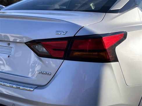 Used 2019 Nissan Altima 2.5 SV image 5