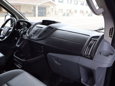 Used 2018 Ford Transit 150 130 Low Roof w/ Exterior Upgrade Package RWD image 18