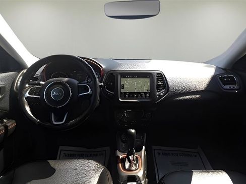 Used 2020 Jeep Compass Trailhawk w/ Cold Weather Group AWD/4WD image 15