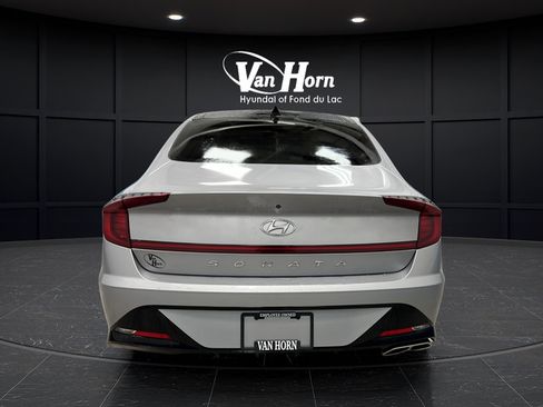 Used 2023 Hyundai Sonata SEL w/ Convenience Package FWD image 4