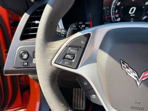 Used 2019 Chevrolet Corvette Stingray Coupe RWD image 36