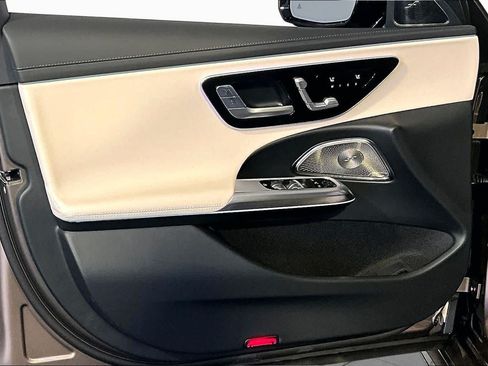 New 2027 Mercedes-Benz E 450 4MATIC Sedan image 11