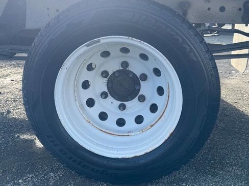 Used 2017 Ford Transit 350 138 DRW image 14