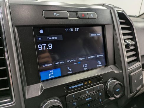 Used 2019 Ford F150 XLT w/ Equipment Group 302A Luxury image 11