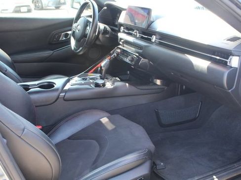 Used 2022 Toyota Supra w/ Safety & Technology Package RWD image 33