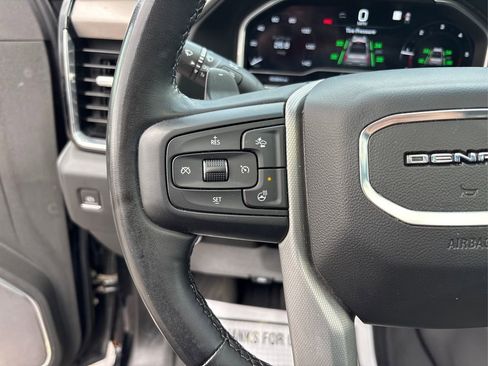 Used 2023 GMC Sierra 1500 Denali w/ Denali Reserve Package AWD/4WD image 29