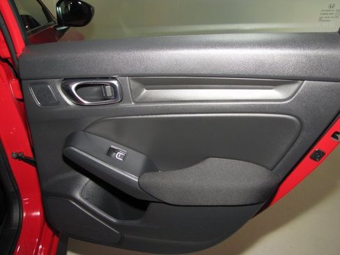 Certified 2024 Honda Civic Sport image 18