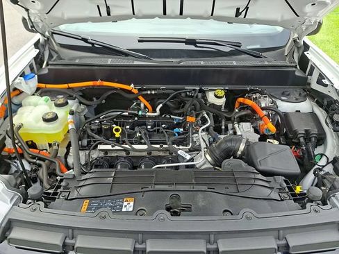 Certified 2024 Ford Maverick Lariat w/ Black Appearance Package FWD image 29