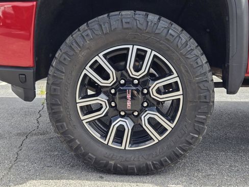 Used 2022 GMC Sierra 3500 AT4 w/ Gooseneck/5TH Wheel Package AWD/4WD image 11