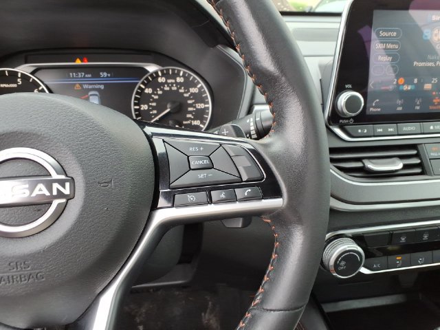 Used 2024 Nissan Altima 2.5 SR FWD image 31