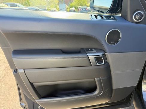 Used 2021 Land Rover Range Rover Sport HST image 12