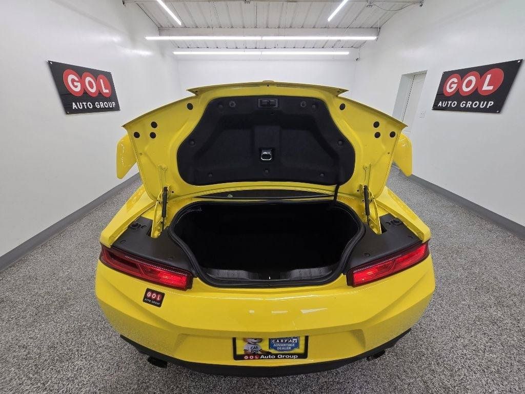Used 2017 Chevrolet Camaro LT RWD image 12