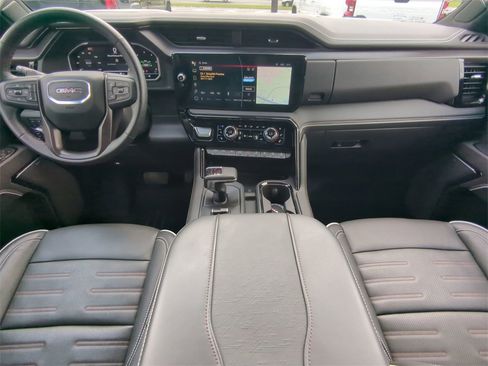 Used 2024 GMC Sierra 1500 AT4X image 15