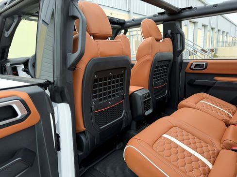 Used 2026 Ford Bronco Raptor w/ Interior Carbon Fiber Pack AWD/4WD image 21
