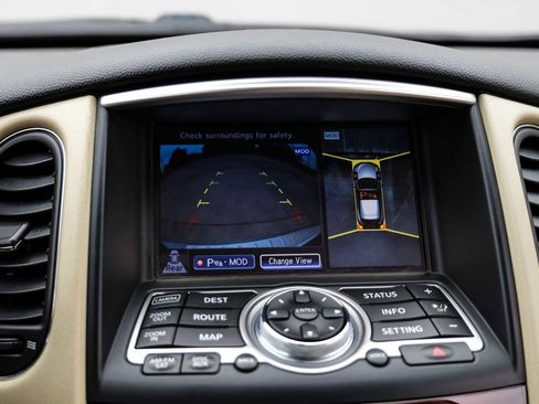 Used 2017 INFINITI QX50 w/ Premium Plus Package image 25