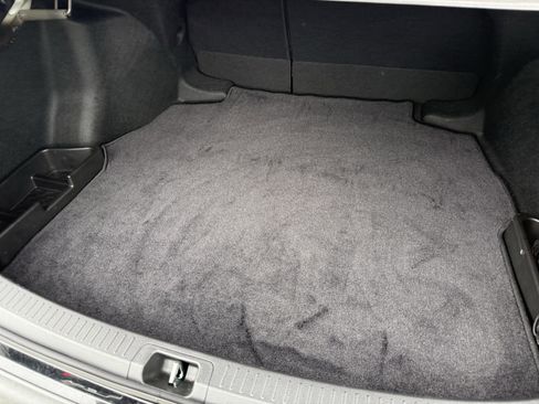 Used 2024 Toyota Corolla LE image 30