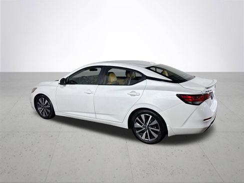 Used 2020 Nissan Sentra SV w/ SV Premium Package FWD image 8