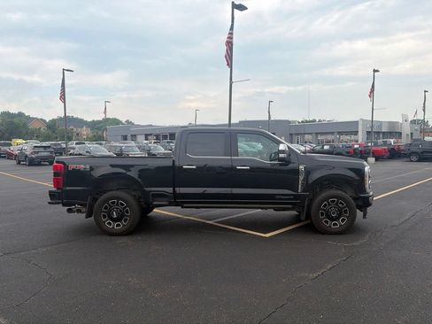Used 2024 Ford F350 Platinum AWD/4WD image 8