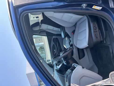 Used 2022 GMC Terrain SLE w/ Driver Convenience Package FWD image 30