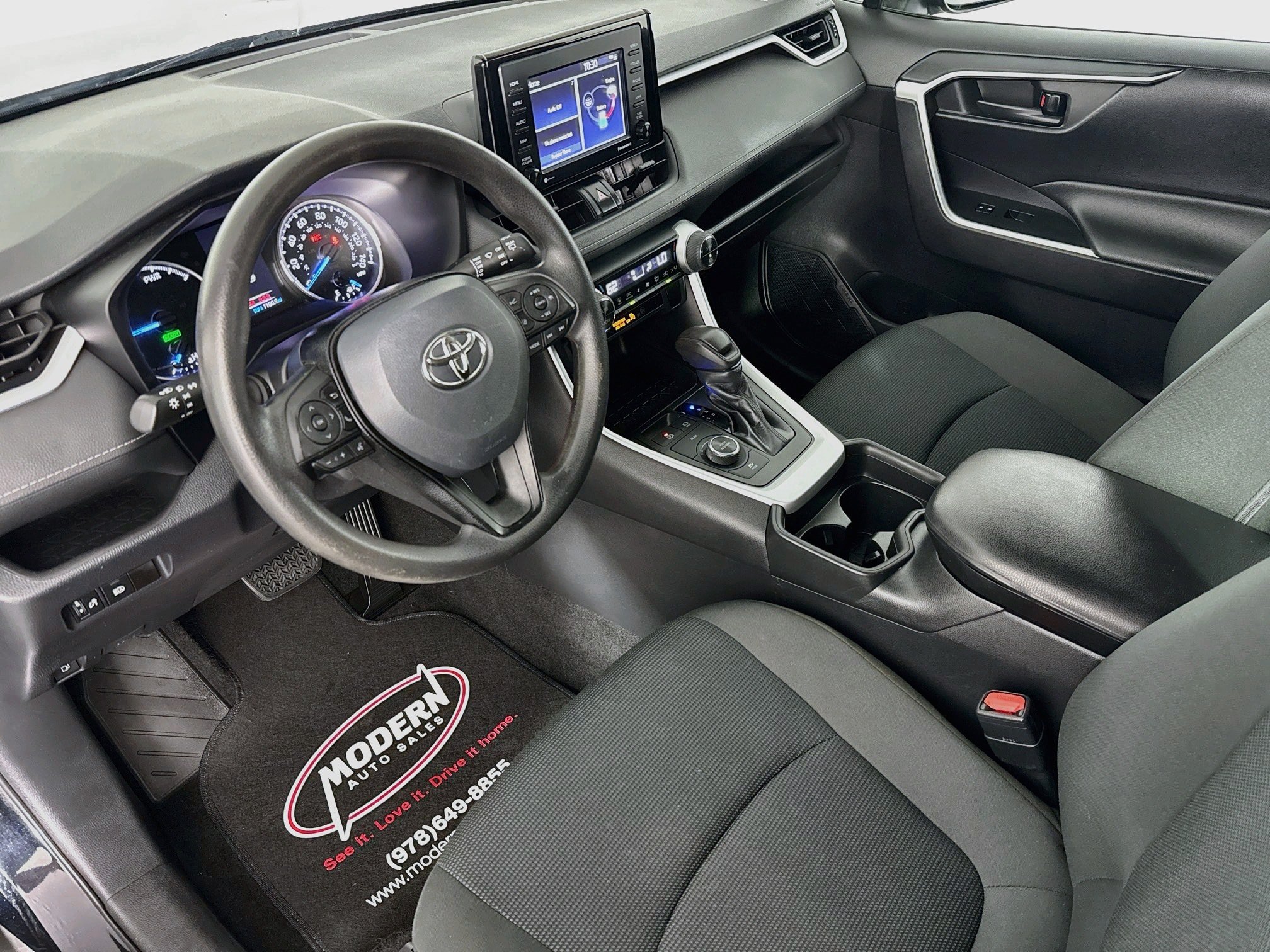 Used 2021 Toyota RAV4 LE AWD/4WD image 8