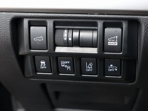 Used 2019 Subaru Outback 2.5i Limited image 34