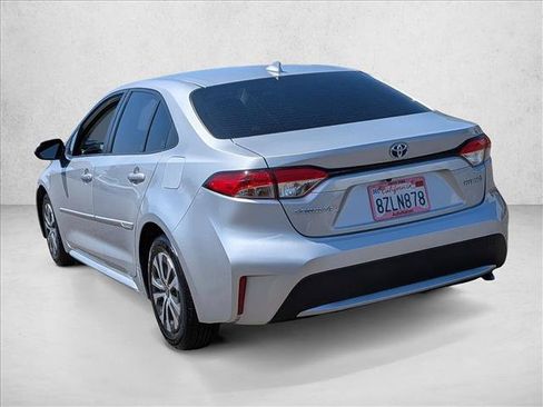 Used 2022 Toyota Corolla LE FWD image 8