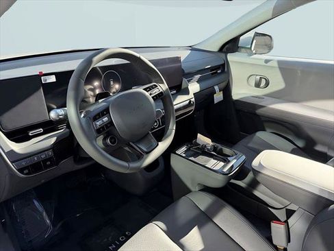 New 2026 Hyundai Ioniq 5 SEL image 15