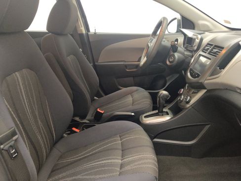 Used 2016 Chevrolet Sonic LT FWD image 21