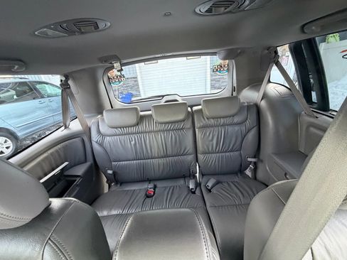 Used 2010 Honda Odyssey EX-L image 15