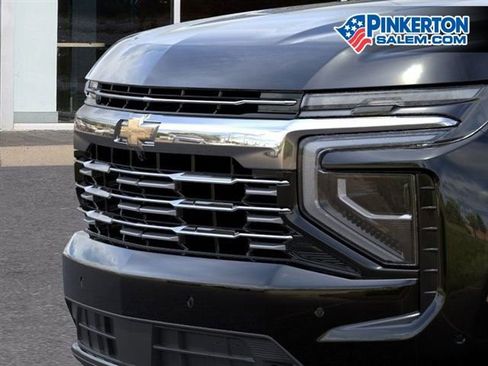 New 2026 Chevrolet Suburban Premier image 13