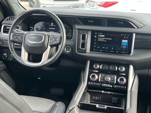 Used 2024 GMC Yukon Denali image 20