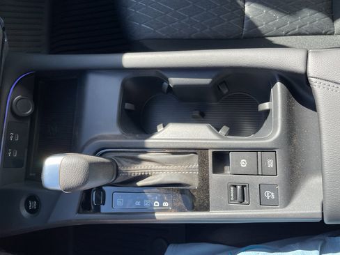 New 2026 Nissan Sentra SV image 18