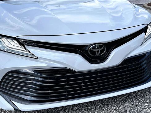 Used 2018 Toyota Camry XLE w/ Driver Assist Package FWD image 30