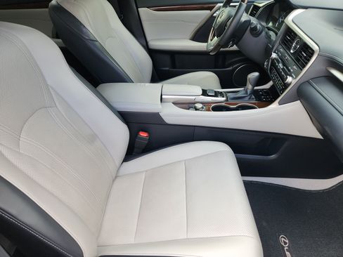 Used 2018 Lexus RX 350 FWD w/ Premium Package image 13