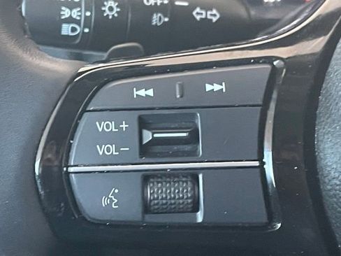 Certified 2023 Honda Pilot Elite image 9