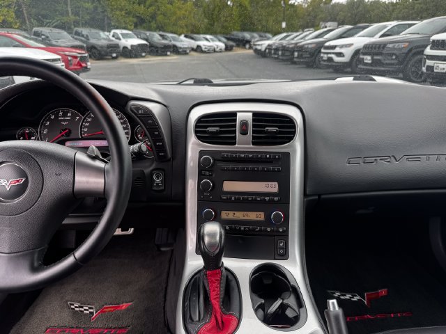 Used 2006 Chevrolet Corvette Convertible w/ Preferred Equipment Group RWD image 20