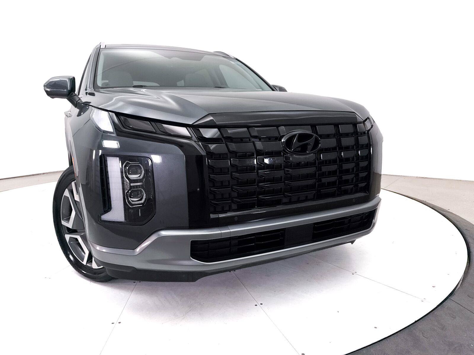 Used 2024 Hyundai Palisade SEL w/ Premium Package FWD image 8