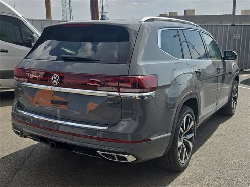 New 2025 Volkswagen Atlas SEL Premium R-Line image 10