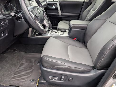 Used 2024 Toyota 4Runner SR5 Premium w/ Moonroof Package AWD/4WD image 9