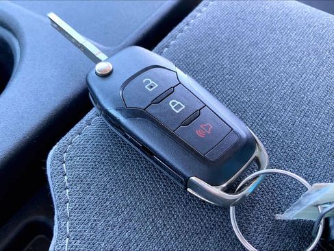 Used 2023 Ford F150 XLT image 14