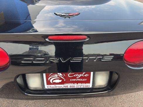 Used 2004 Chevrolet Corvette Z06 w/ Memory Package RWD image 26