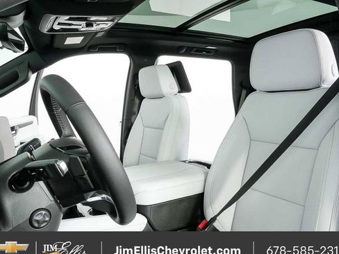 New 2026 Chevrolet Tahoe Premier image 5