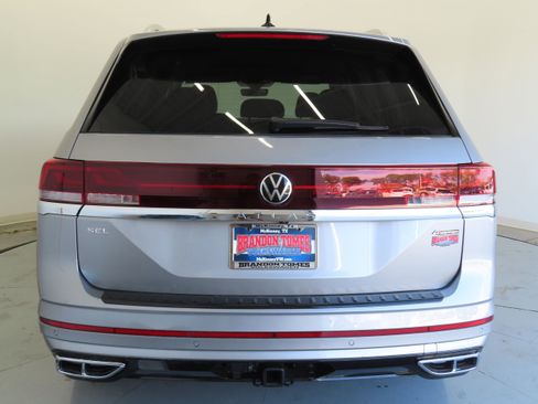 New 2026 Volkswagen Atlas SEL Premium R-Line AWD/4WD image 5