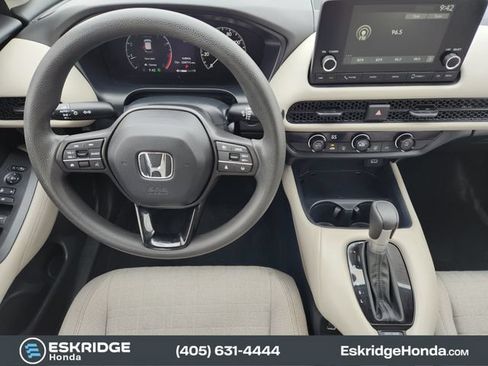 Used 2023 Honda HR-V LX image 26
