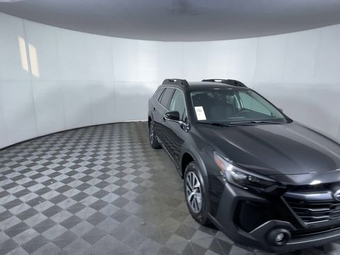 Certified 2025 Subaru Outback Premium w/ Popular Package #1A image 2